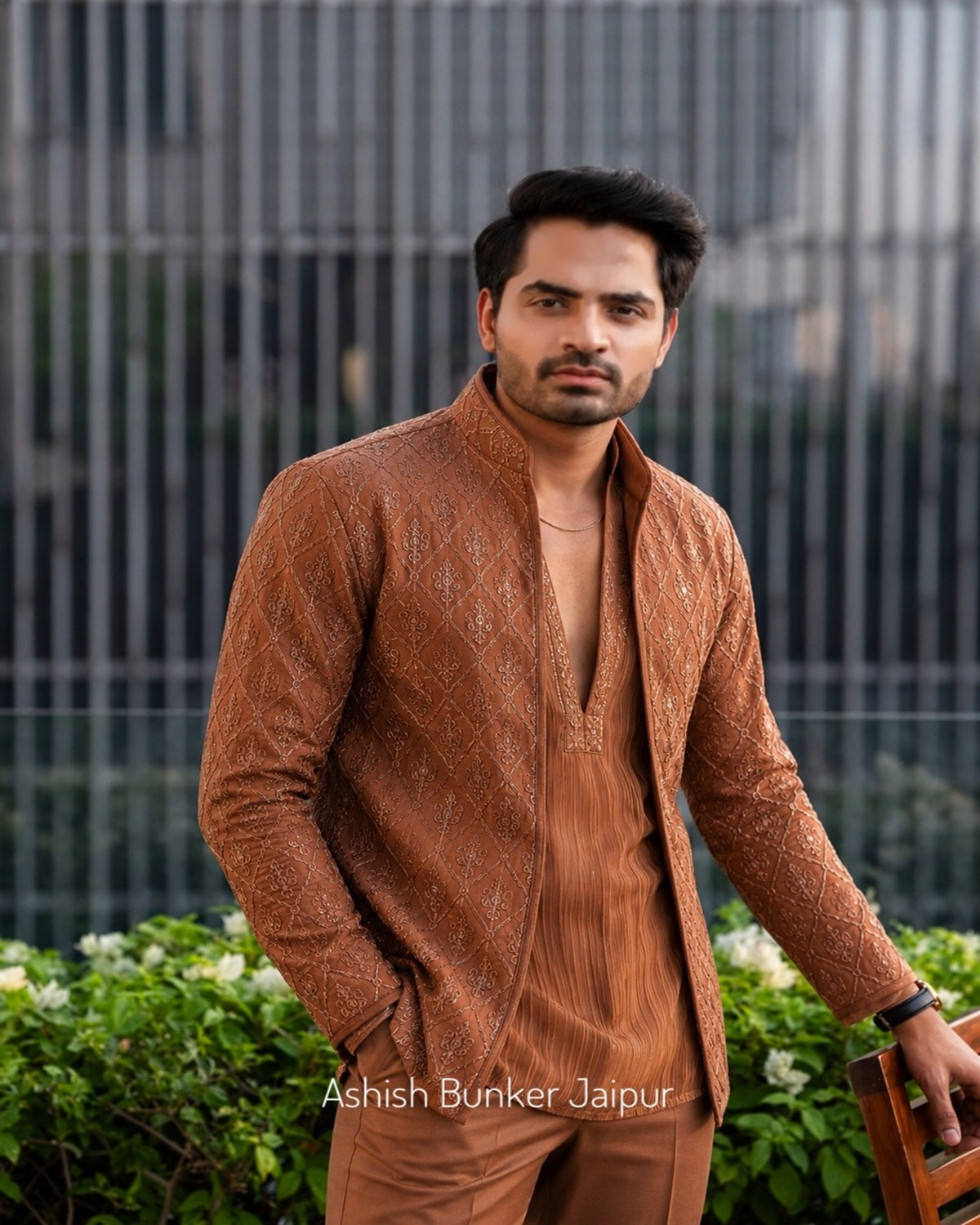 Hand embroidered with exquisite zardozi kurta with Jacket