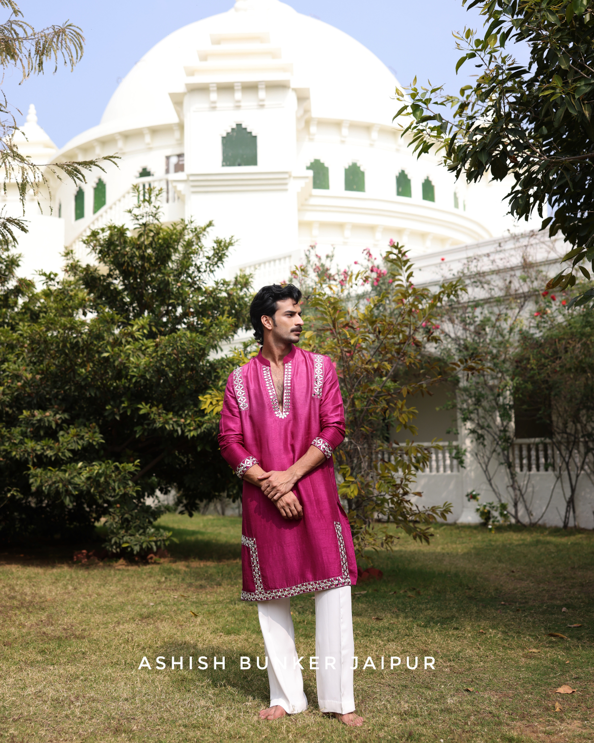 Deep Pink (Pratibimb)