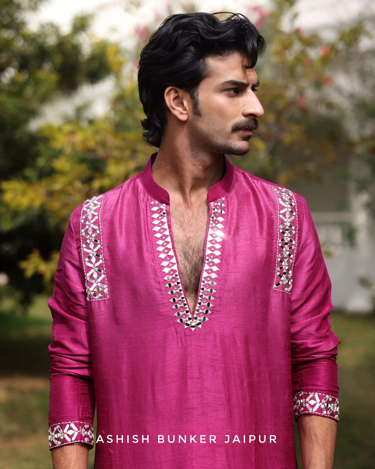 Deep Pink (Pratibimb)
