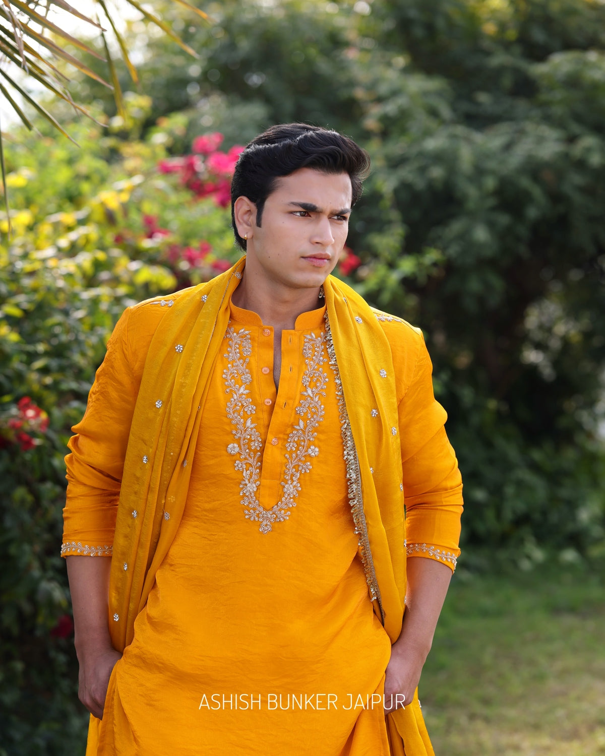 Kesariya Kurta (Rang Darbaar)