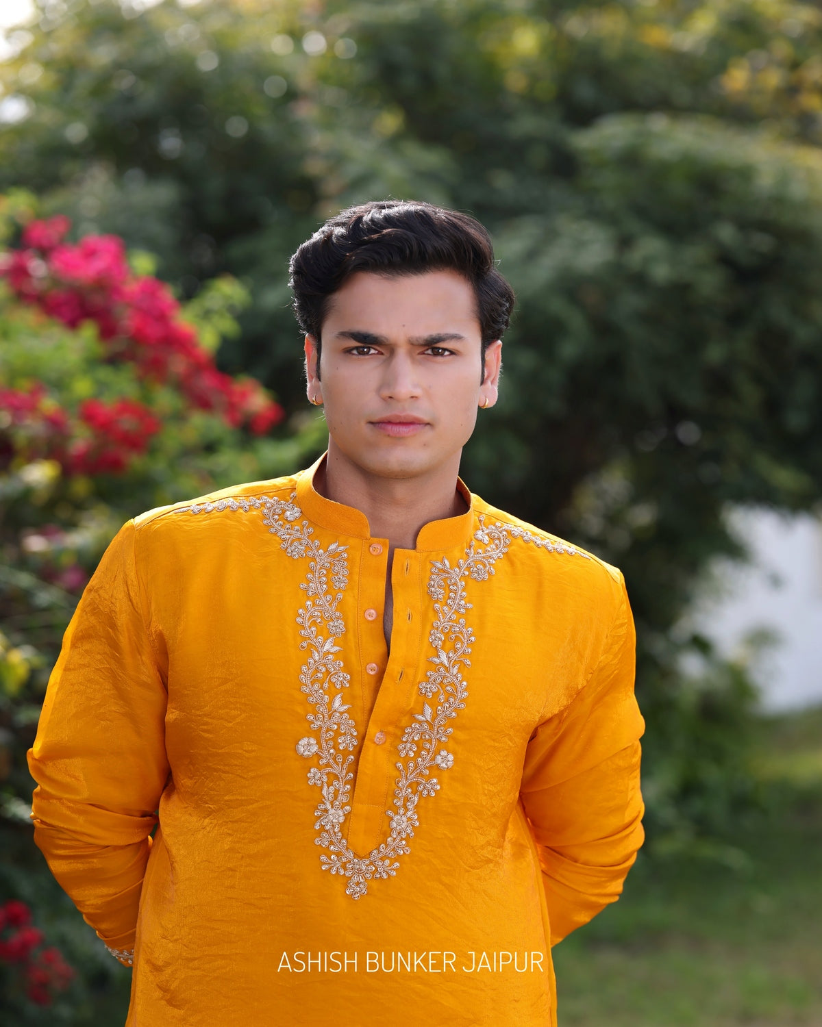 Kesariya Kurta (Rang Darbaar)