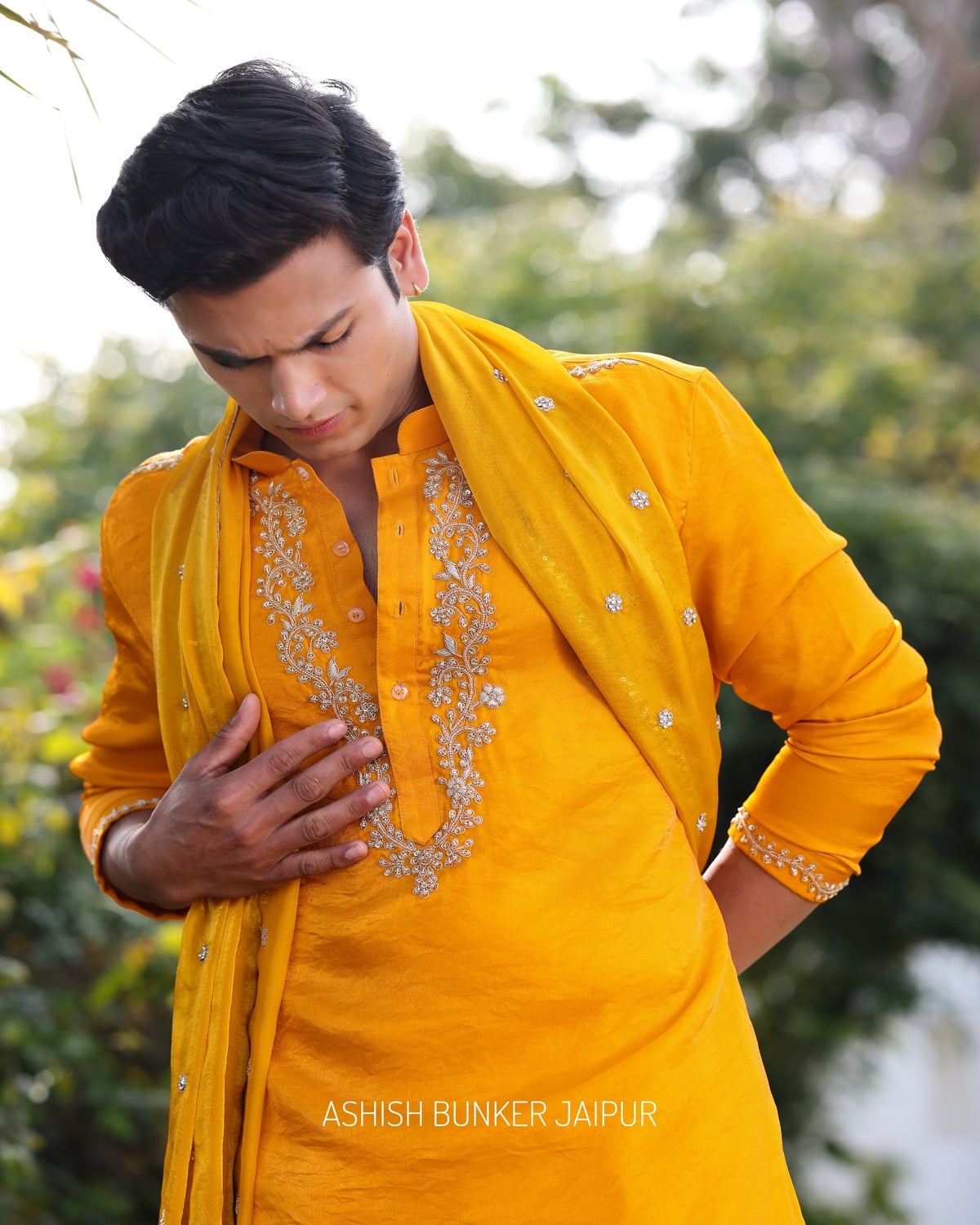 Kesariya Kurta (Rang Darbaar)