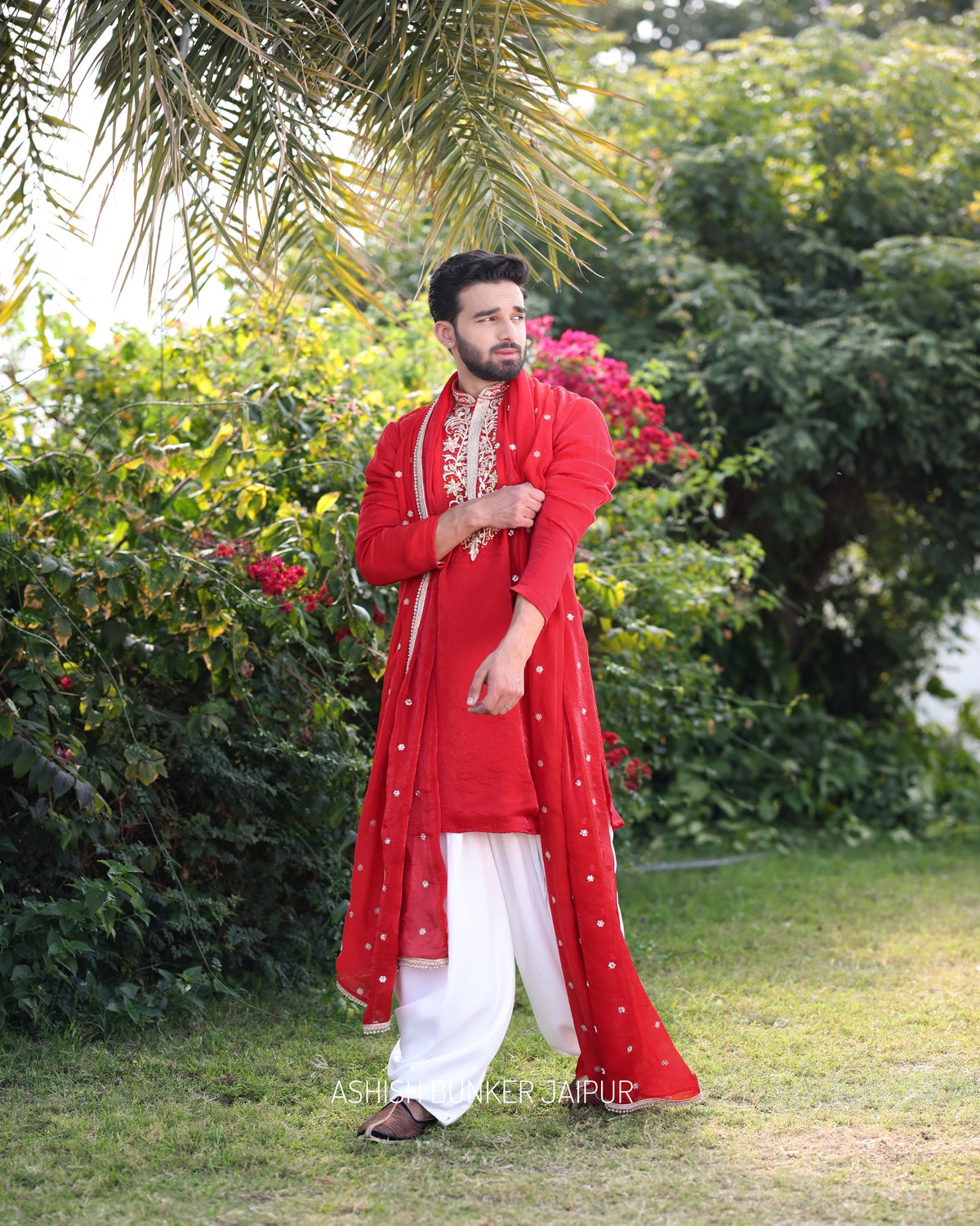 Blood red (Rang Darbaar)