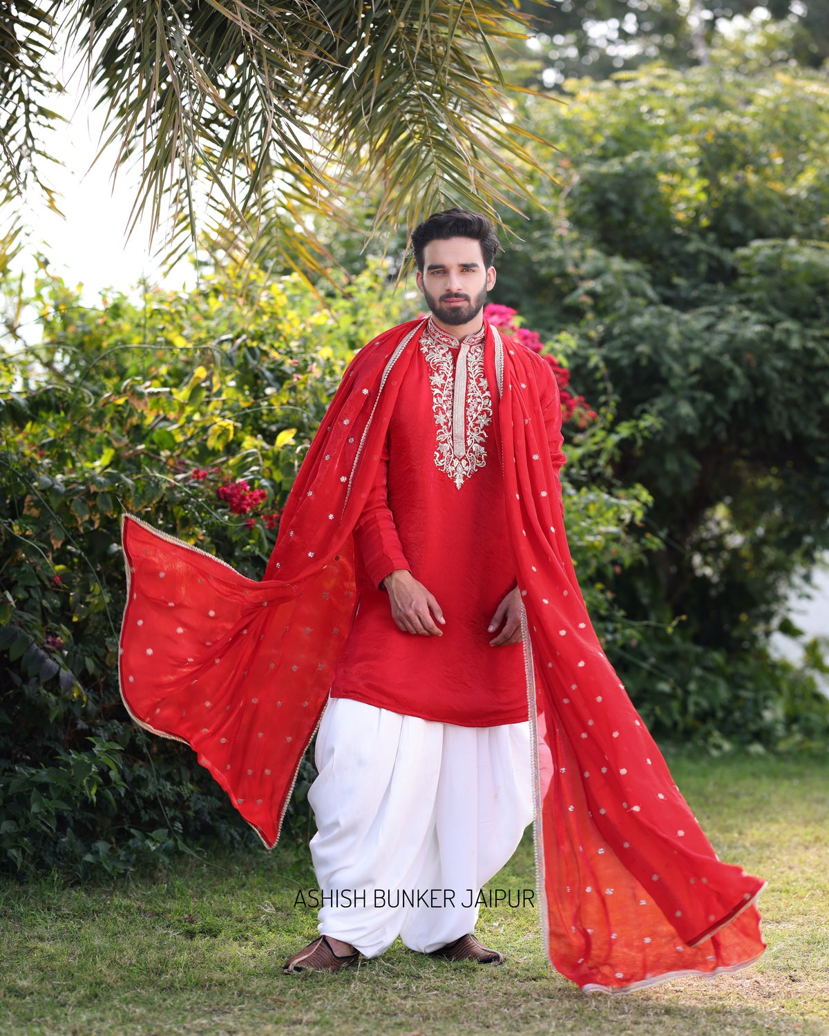 Blood red (Rang Darbaar)